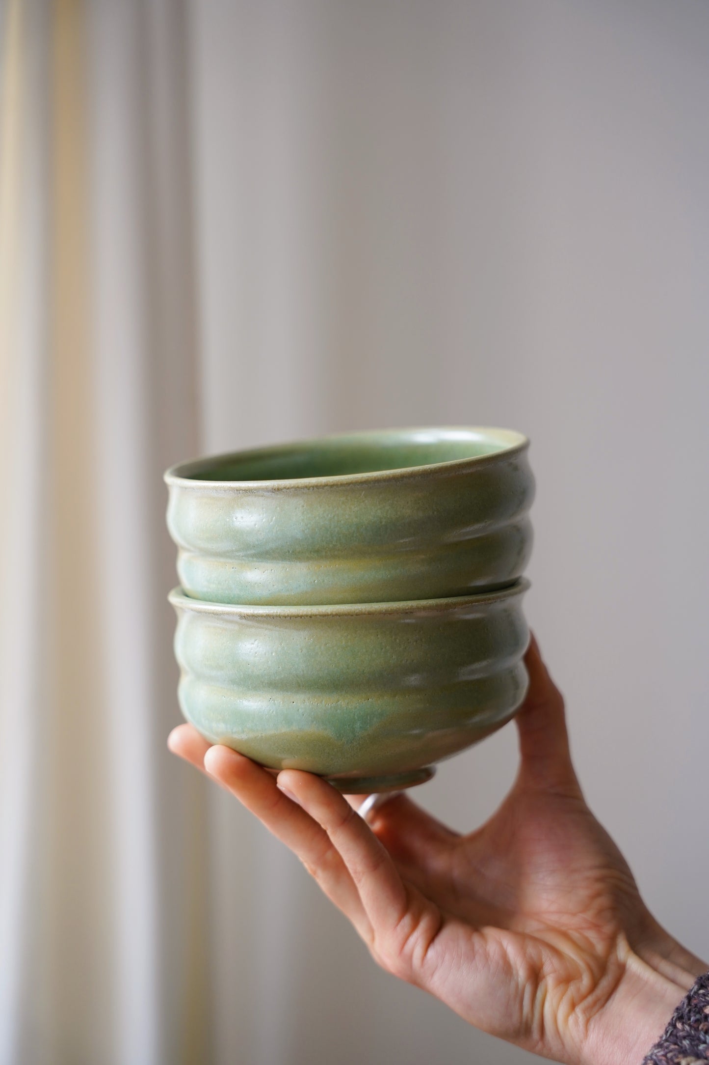 Gewellte Tasse - salbei grün