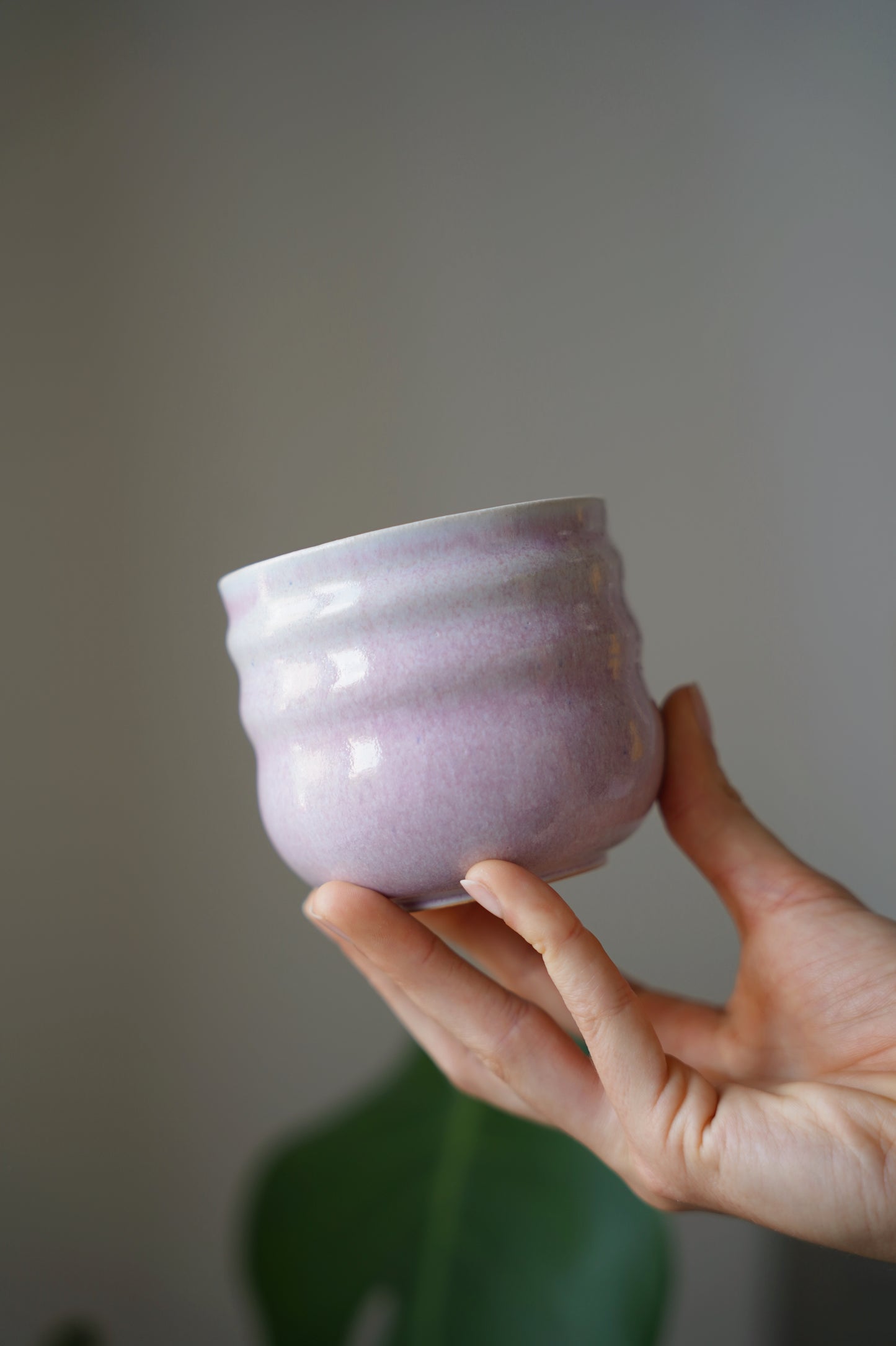 Gewellte Tasse - pastell lila-pink