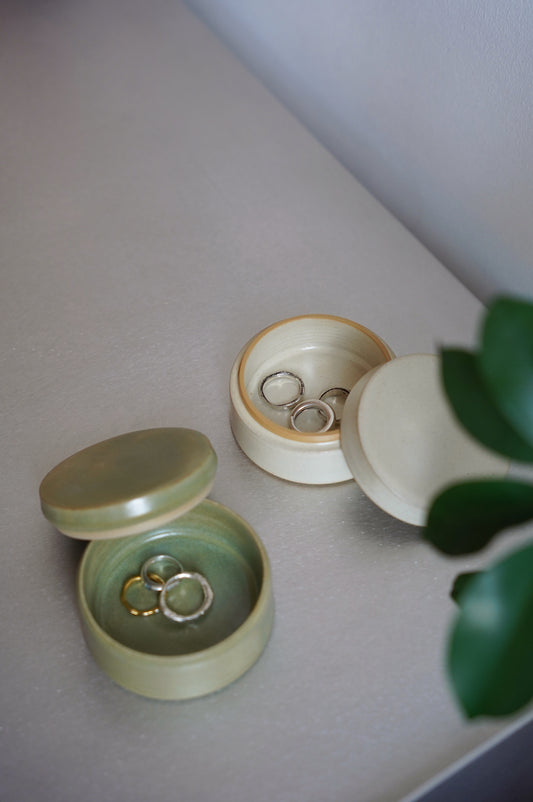 Dose mit Deckel - Creme