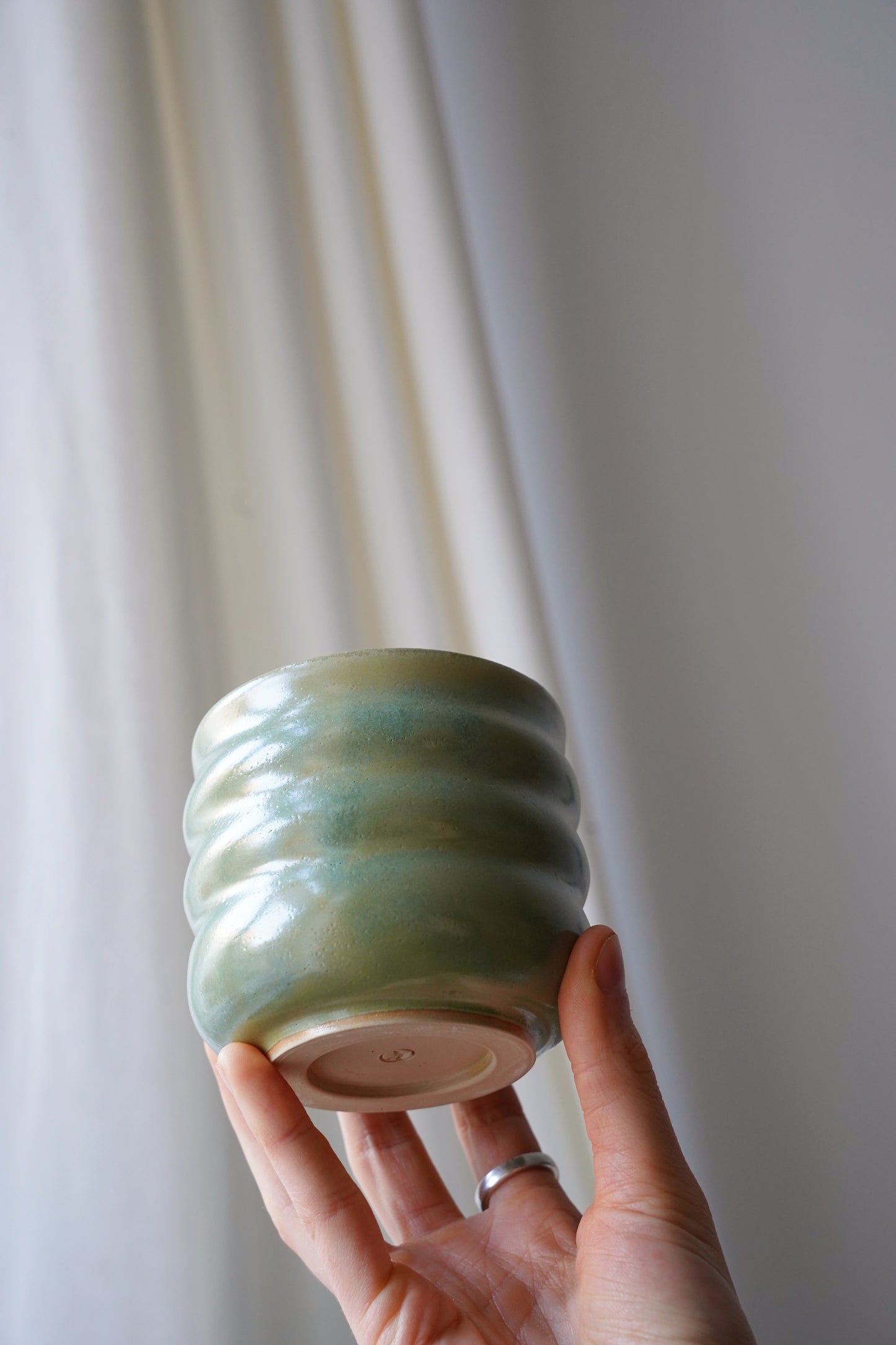 Gewellte Tasse - sage